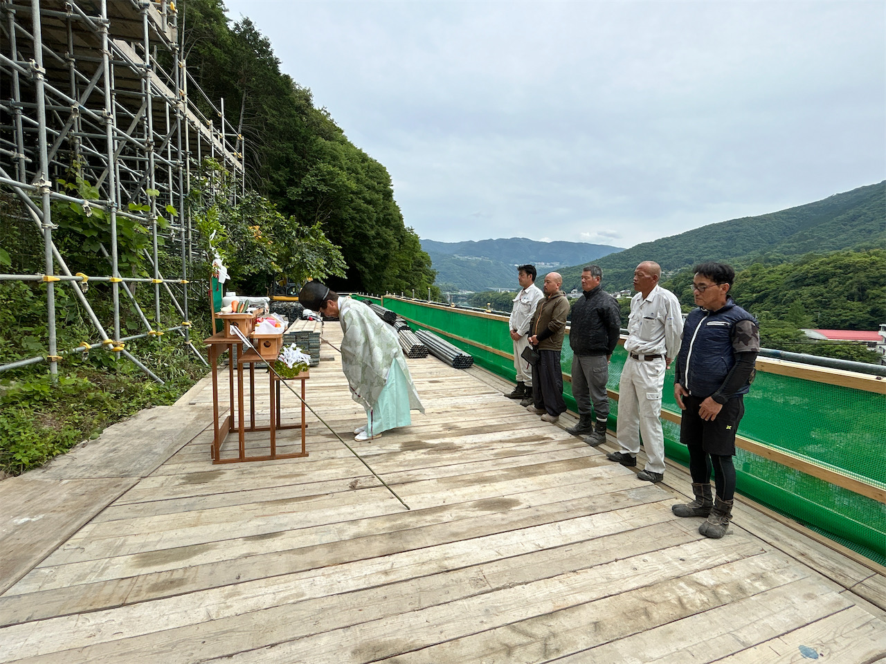 下川作業所にて安全祈願祭を実施しました。スライド01