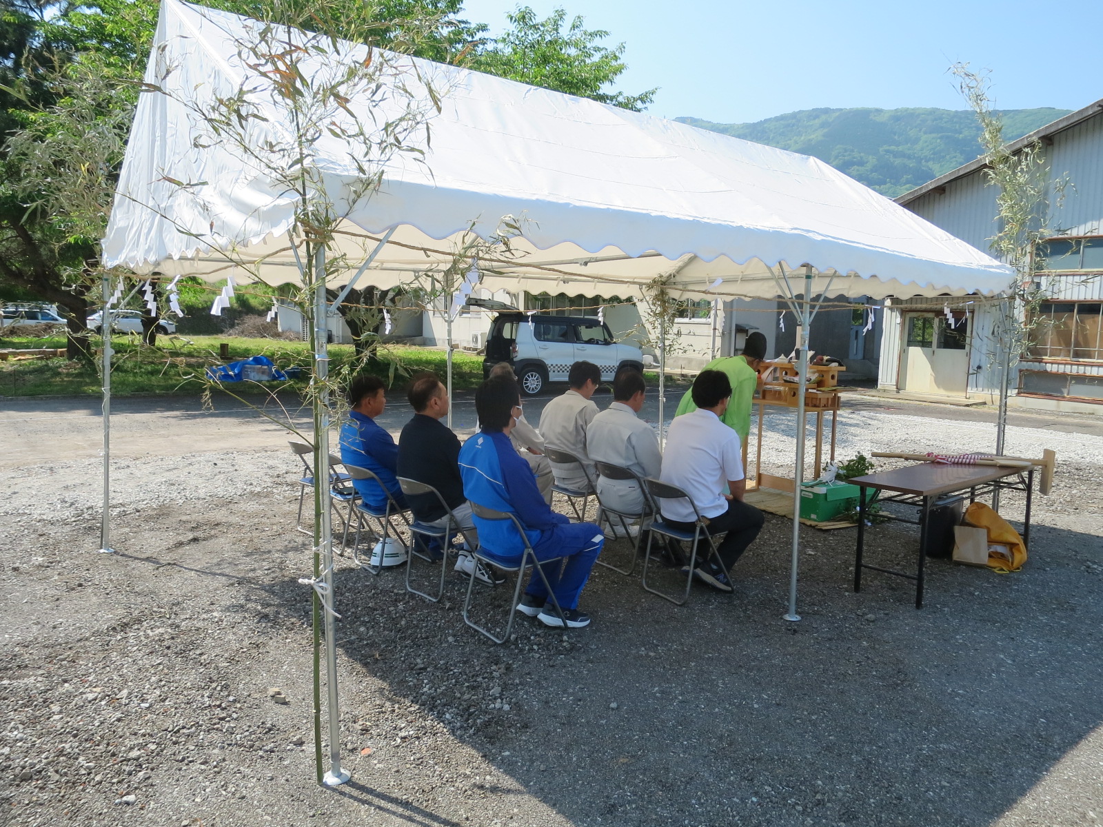 林業アカデミー校舎等新築工事にて安全祈願祭を実施しました。スライド01
