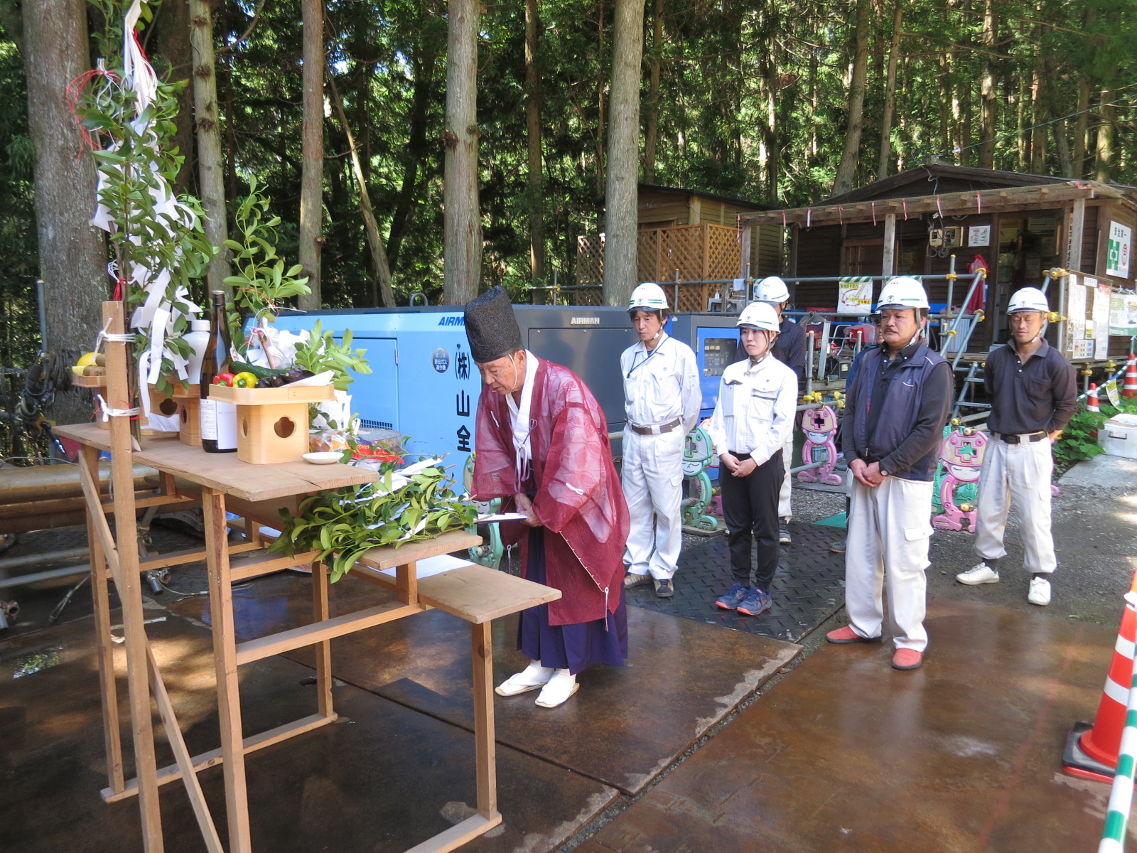 善徳作業所にて安全祈願祭を実施しました。スライド01