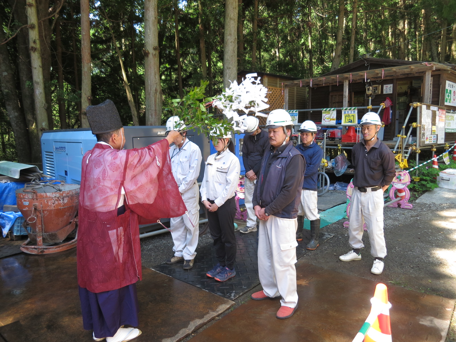 善徳作業所にて安全祈願祭を実施しました。スライド04