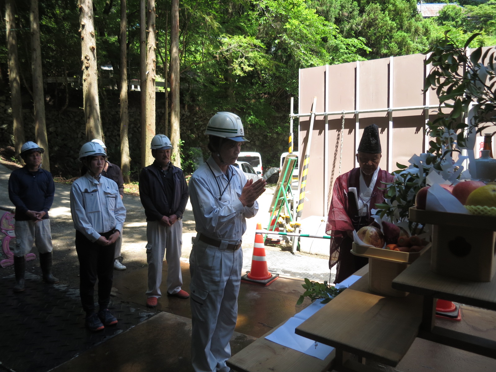 善徳作業所にて安全祈願祭を実施しました。スライド02